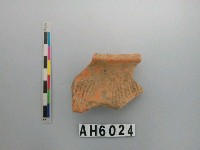 藏品(褐色細砂陶口緣)的圖片